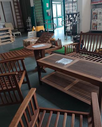 Stock x chiusura attività . Villapiana lido Cs