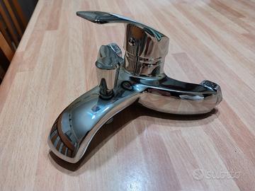 miscelatore vasca da bagno 