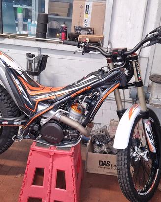 trial scorpa 300 factory 