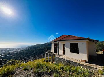 VILLA SINGOLA A TAGGIA