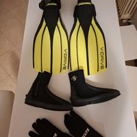 Pinne, Calzari e Guanti Subaquea