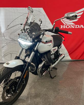 Moto Guzzi V7 850 Special