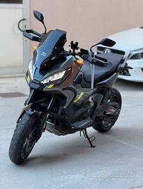 HONDA X-ADV 750
