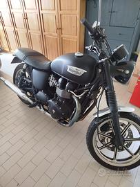 Triumph  Bonneville 900