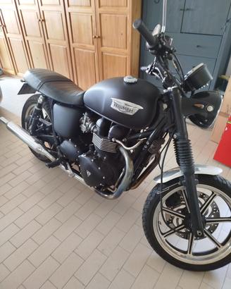 Triumph  Bonneville 900