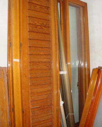 Porte e finestre in legno 