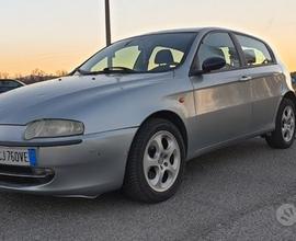 Alfa Romeo 147 1.9 jtd 115 cv 5 porte Distintive