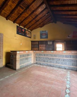 Immobile di 150 m² con 2 locali a Mascalucia
