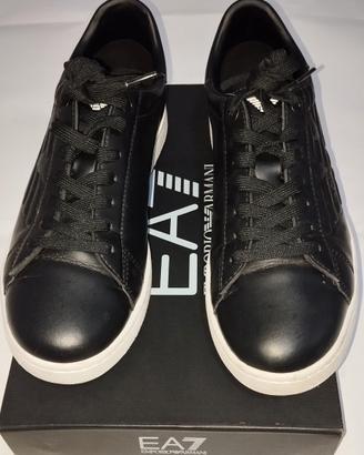 EA7 EMPORIO ARMANI Sneakers nere classiche taglia