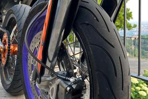Cerchi motard 17 pollici