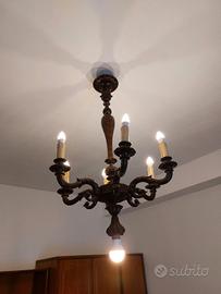 Lampadario Antico in Legno Scolpito