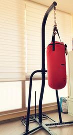 Sacco da boxe con supporto