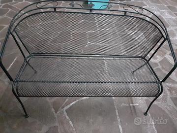 panca in ferro battuto con portaombrelli
