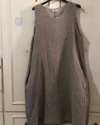 Abito smanicato casual