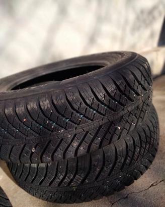 Pneumatici 4 stagioni KUMHO 165/70 R13 79T