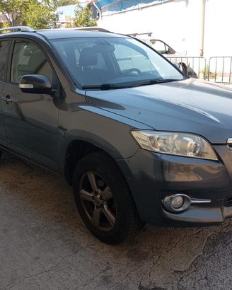 Toyota RAV 4 - 2012