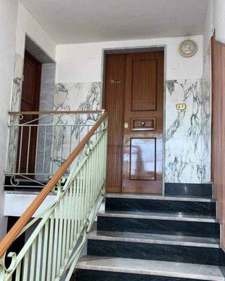Appartamento di 400 m² con 5 locali a Frattamaggio