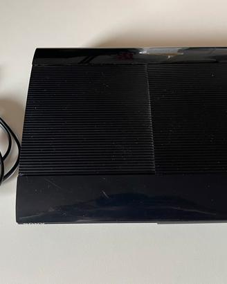 Playstation 3 (PS3) con joystick e giochi