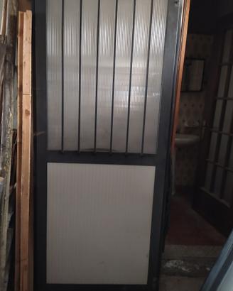 Porta scorrevole per garage