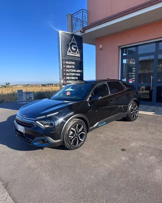 Citroen C4 e-C4 motore elettrico 136 CV Shine