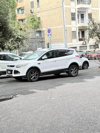 Kuga 164cv