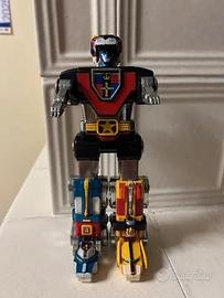 Voltron robot