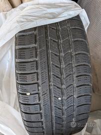 Set 4 gomme invernali e 4 estive