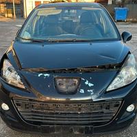 Ricambi usati Peugeot 207 1.4 diesel 8HZ