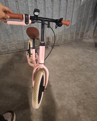 Bicicletta senza pedali