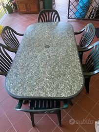 Tavolo da esterno
