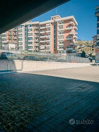 Commerciale di 120 mq su strada