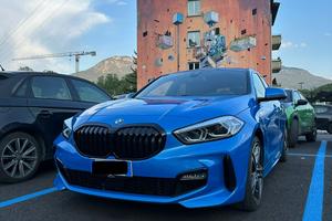 🚘 BMW Serie 1 118i M Sport – 2022 – Misano Blue 🔵