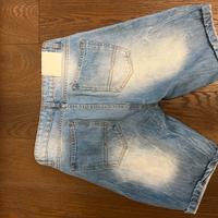 Jeans corti strappati buono stato