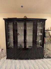 Soggiorno-Vetrina, console, specchio, appendiabiti