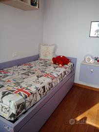 Letto singolo + comodini e scrivania