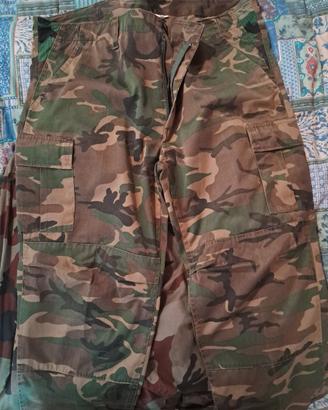 pantaloni militari
