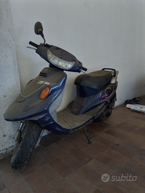 Scooter kymco