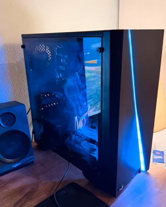 Pc Assemblato + Tastiera Logitech e Mouse Corsair