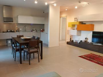 Appartamento su due livelli giardino di proprietà