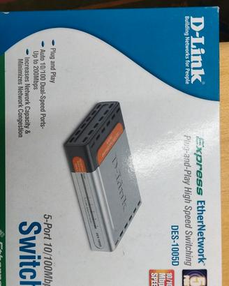 SWITCH D-LINK DES-1005D NUOVO