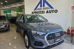 AUDI Q3 35 TDI quattro S tronic Business