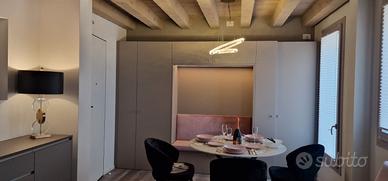 Lussuoso appartamento appena ristrutturato