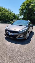 auto Hyundai i30 