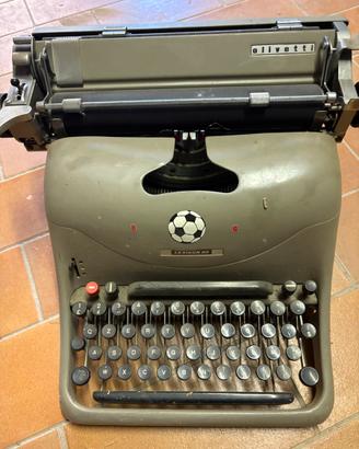Macchina da scrivere Olivetti Lexikon 80