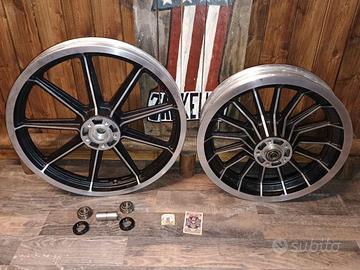 Cerchi in lega AMF Harley-Davidson