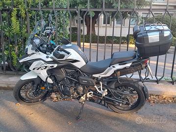 Benelli TRK 502X