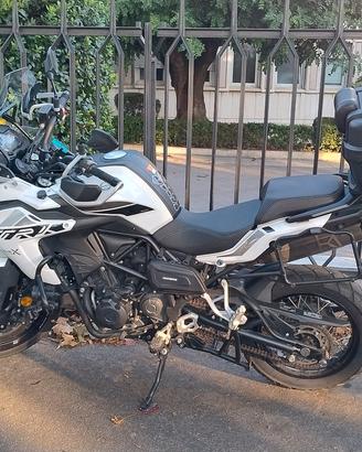 Benelli TRK 502X