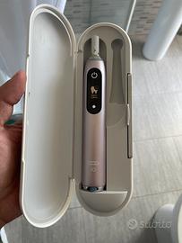 ORALB io9 spazzolino elettrico inteliggente