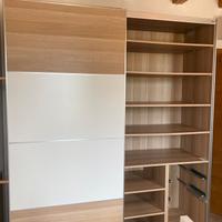 Armadio Ikea PAX con ante scorrevoli 