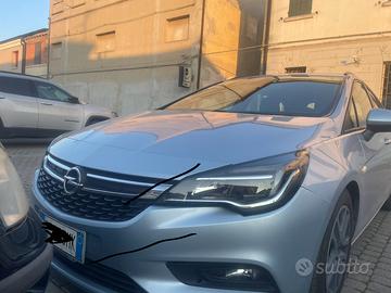 Opel astra sport tourer 1.4  150cv gpl